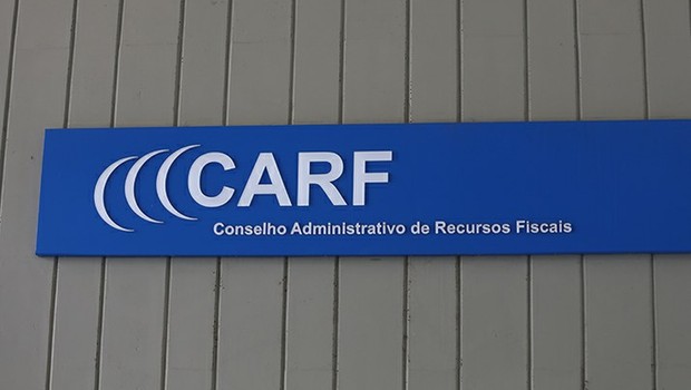 Súmulas do CARF passam a ter efeito vinculante para a Administração Tributária Federal